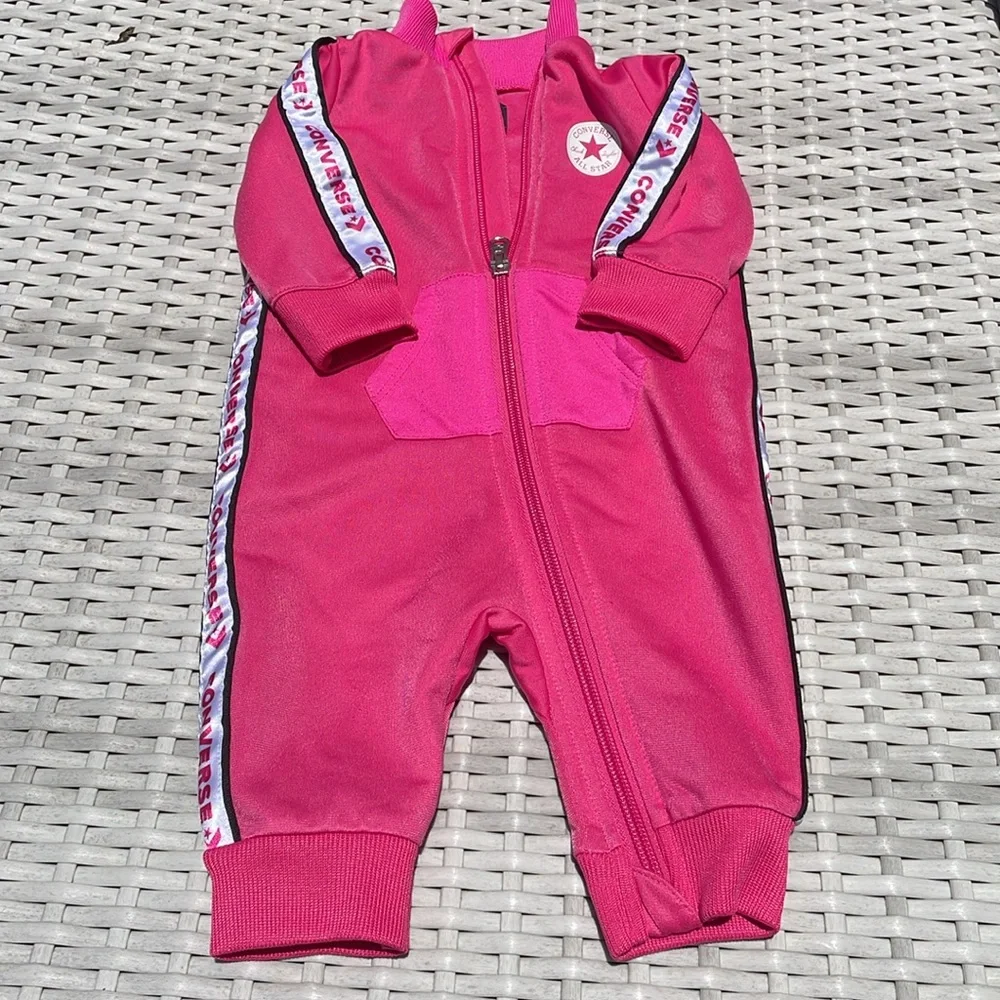 EUC- Converse Pink  One Piece/ Romper Outfit Size 3Months